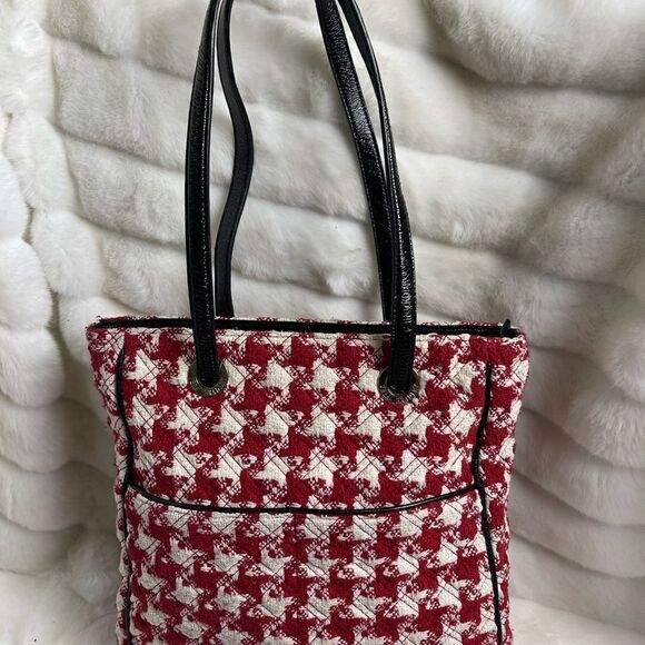 Vera Bradley white and red plaid shoulder bag with black double straps & trims - Picture 4 of 12